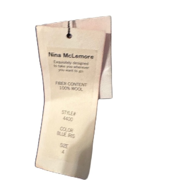 Nina Mclemore size 4 top. Buttons down back. Lined - Picture 2 of 7